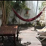 Quiet And Charming - With Yard, Center Apartman Lisboa