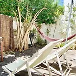 Quiet And Charming - With Yard, Center Апартаменты *